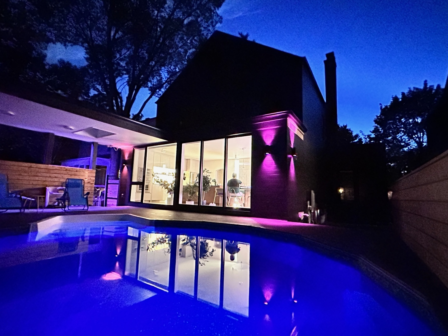 2333 Ridgeway Avenue Evanston, IL 60201 - Photo 33 of 35 a view of swimming pool with outdoor seating