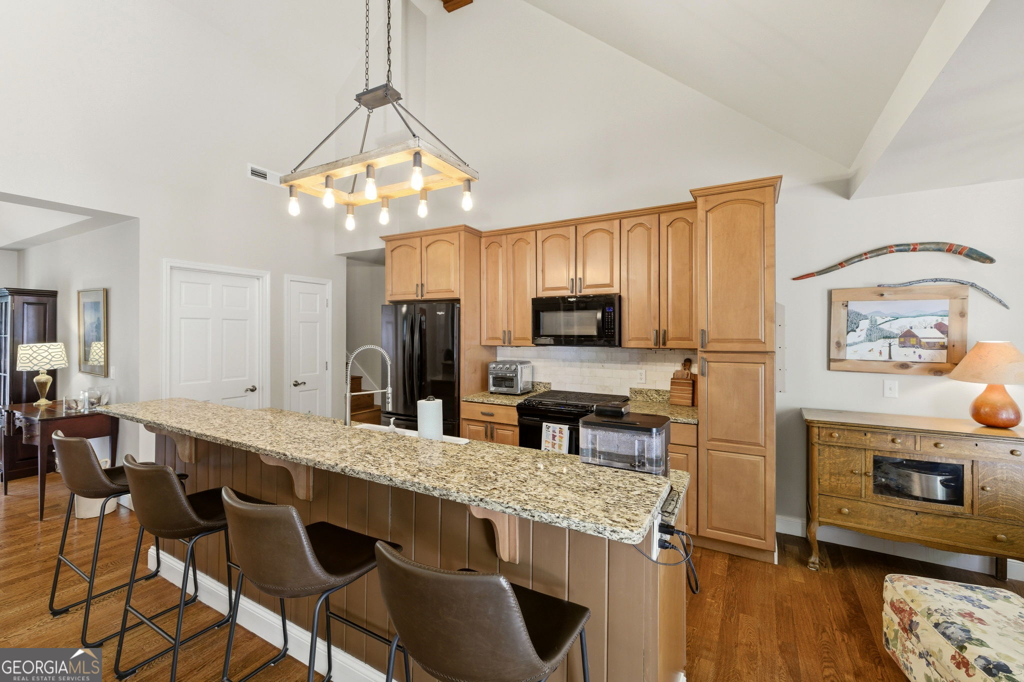 207 Springwood Drive Clarkesville, GA 30523 - Photo 15 of 66