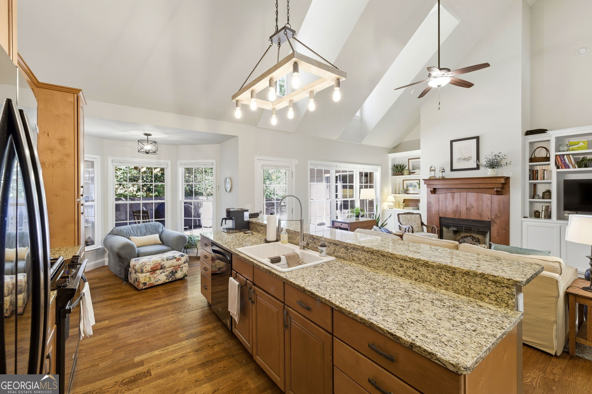 207 Springwood Drive Clarkesville, GA 30523 - Photo 18 of 66