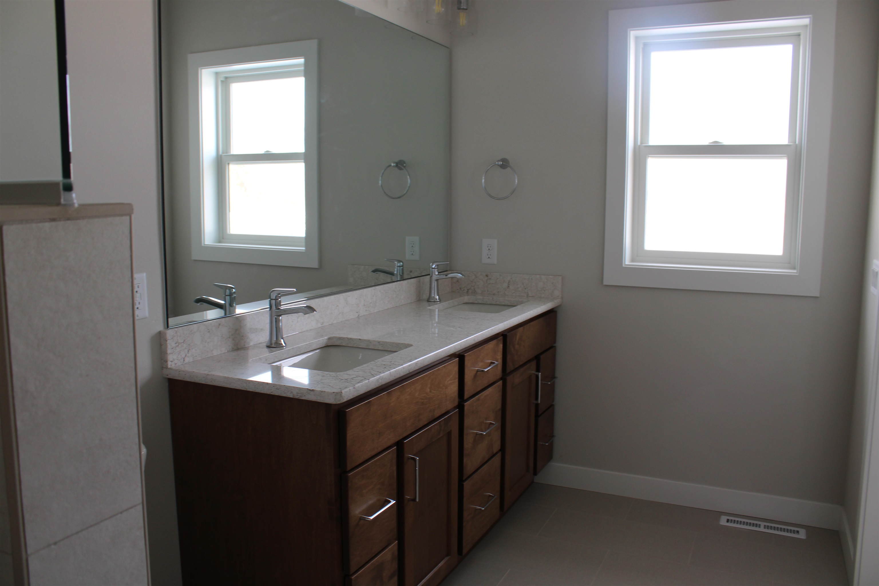 1205 20th Street Prairie du Sac, WI 53578 - Photo 11 of 29