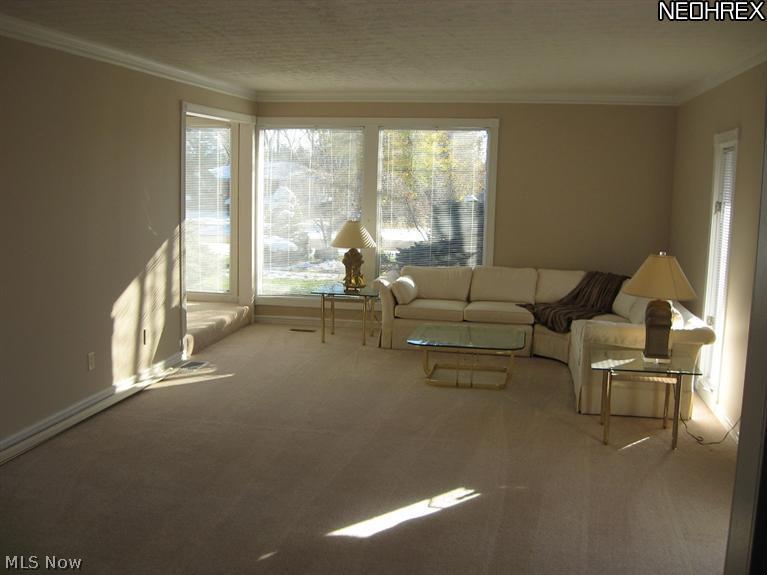 863 Harring Road Uniontown, OH 44685 - Photo 6 of 25 Gallery Image 6