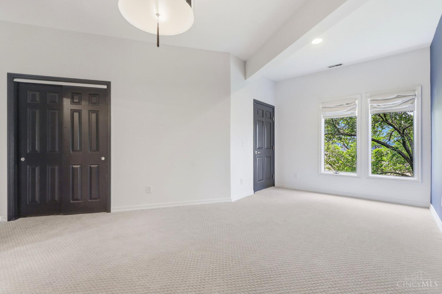 939 Monastery Street Cincinnati, OH 45202 - Photo 29 of 38