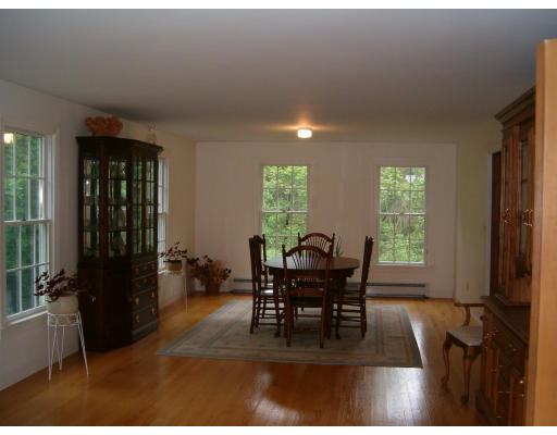 112 Houghton Road Princeton, MA 01541 - Photo 4 of 9 Gallery Image 4