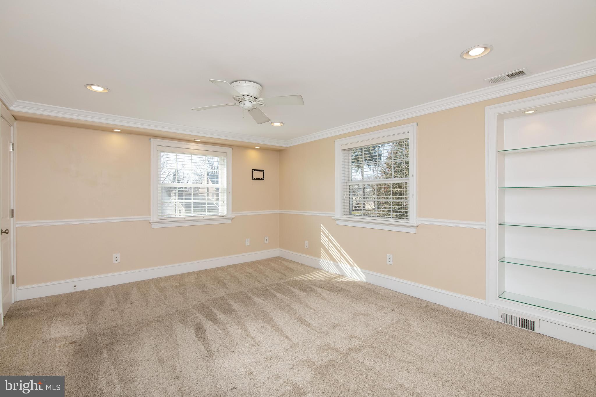 621 Saxer Avenue Springfield, PA 19064 - Photo 19 of 37 Gallery Image 19