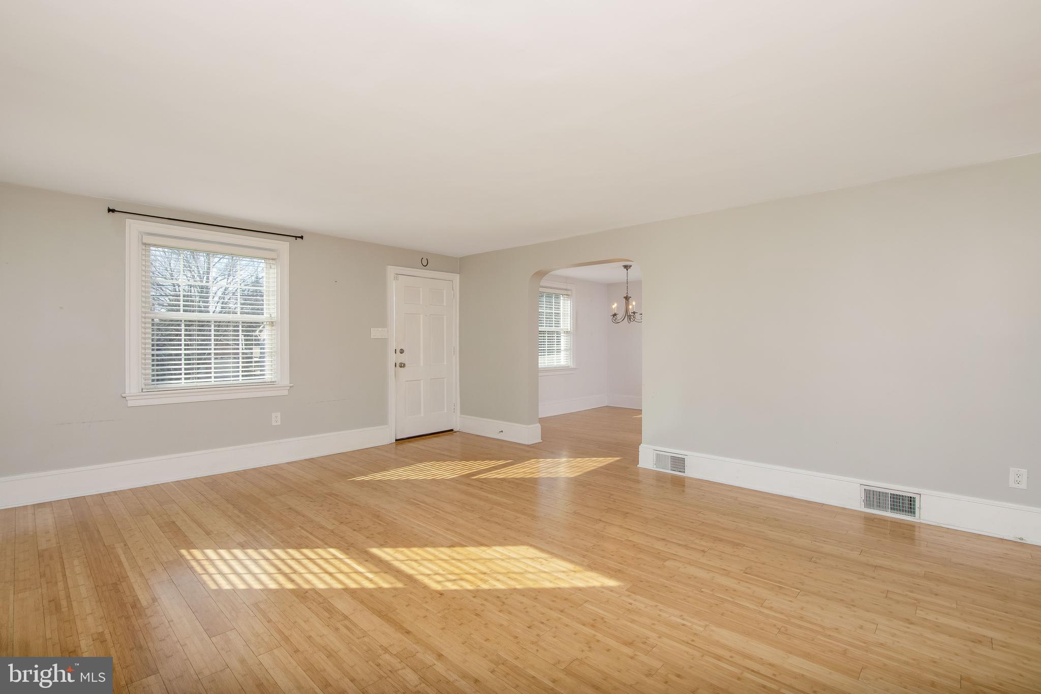 621 Saxer Avenue Springfield, PA 19064 - Photo 7 of 37 Gallery Image 7