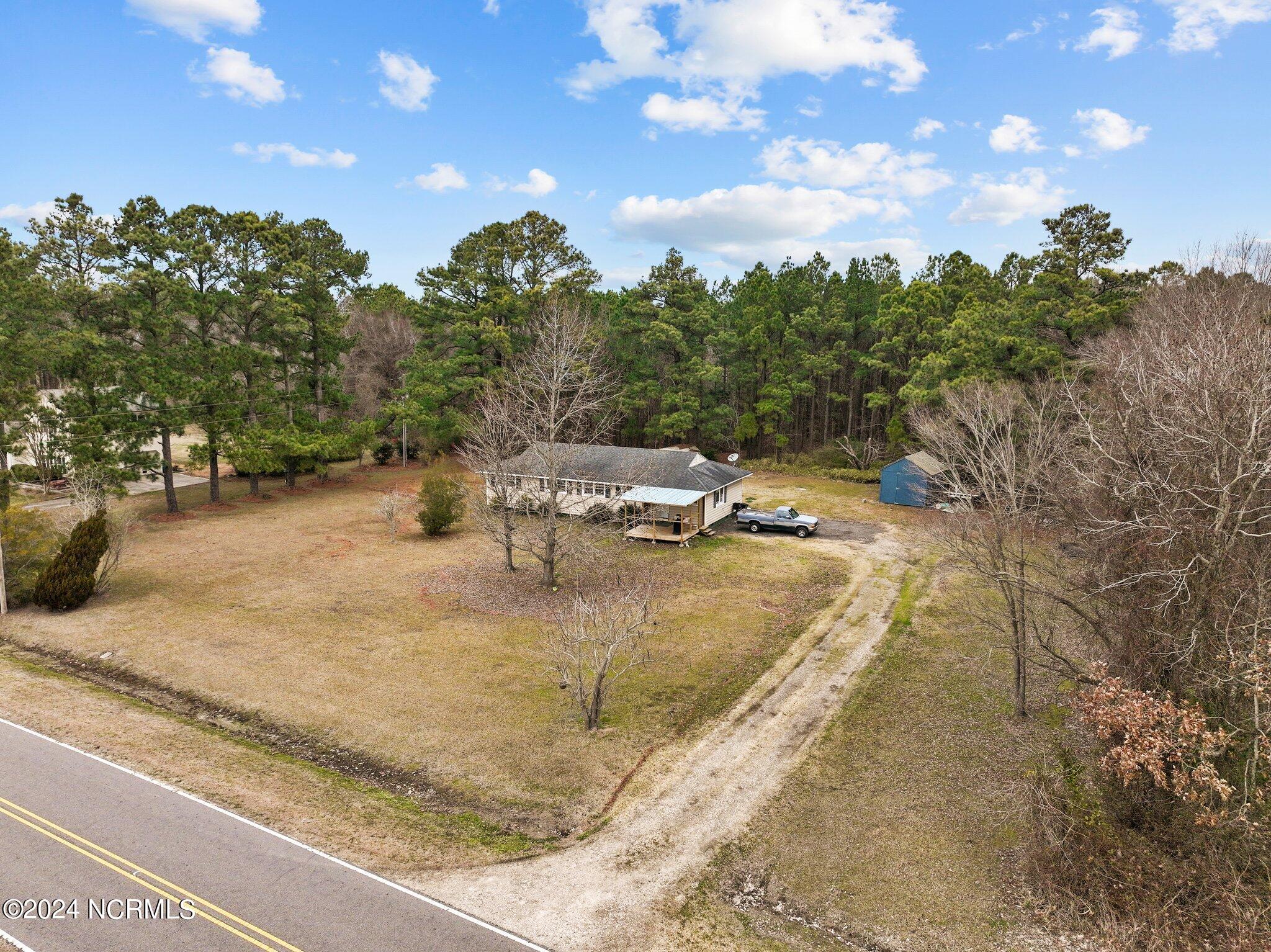 1627 Soundneck Road Elizabeth City, NC 27909 - Photo 1 of 34 5-web-or-mls-DJI_0294