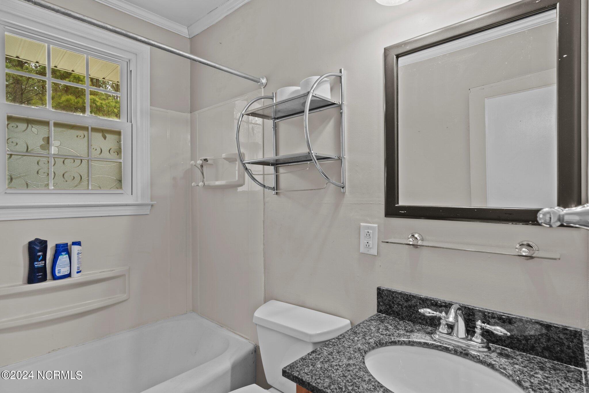 1627 Soundneck Road Elizabeth City, NC 27909 - Photo 22 of 34 28-web-or-mls-DSC06235