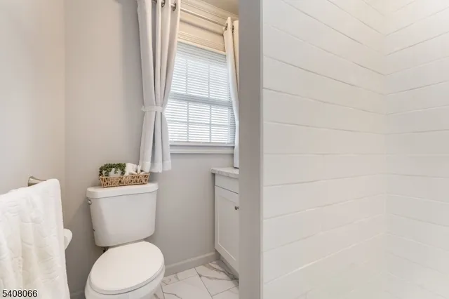 $499,900 | 14 Dryden Terrace, Phillipsburg, NJ 08865