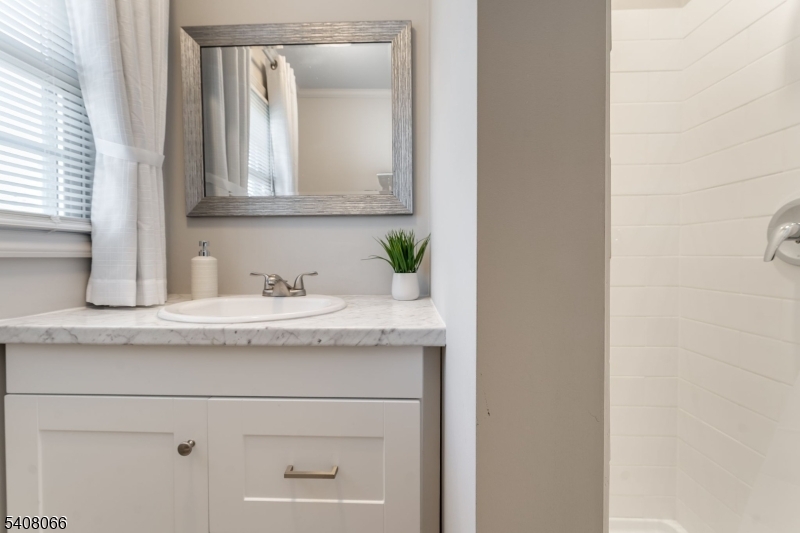 14 Dryden Terrace Phillipsburg, NJ 08865 - Photo 17 of 31