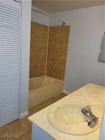 $1,895 | 610 Sea Pines Lane, Las Vegas, NV 89107