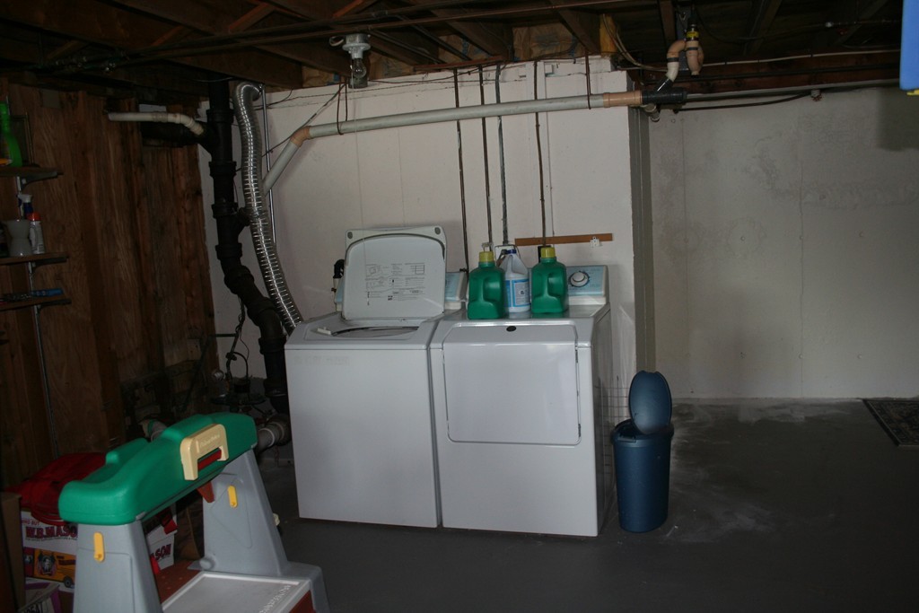 83 Whitehall Road Amesbury, MA 01913 - Photo 14 of 14 Gallery Image 14