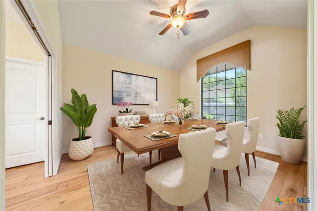 $615,000 | 170 North Echo Canyon Drive North, Comfort, TX 78013