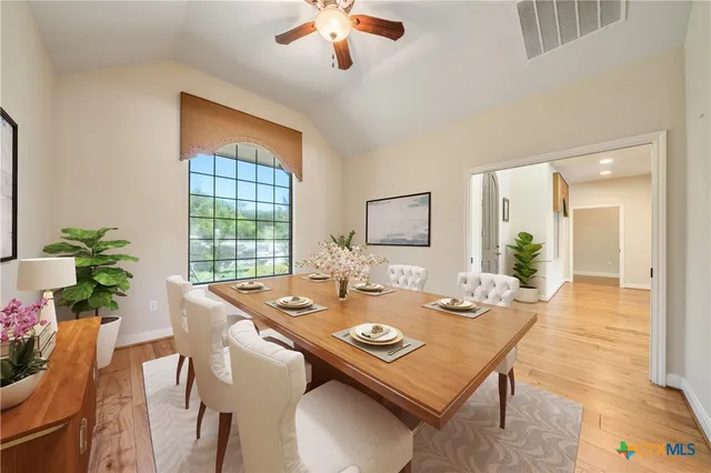 $615,000 | 170 North Echo Canyon Drive North, Comfort, TX 78013