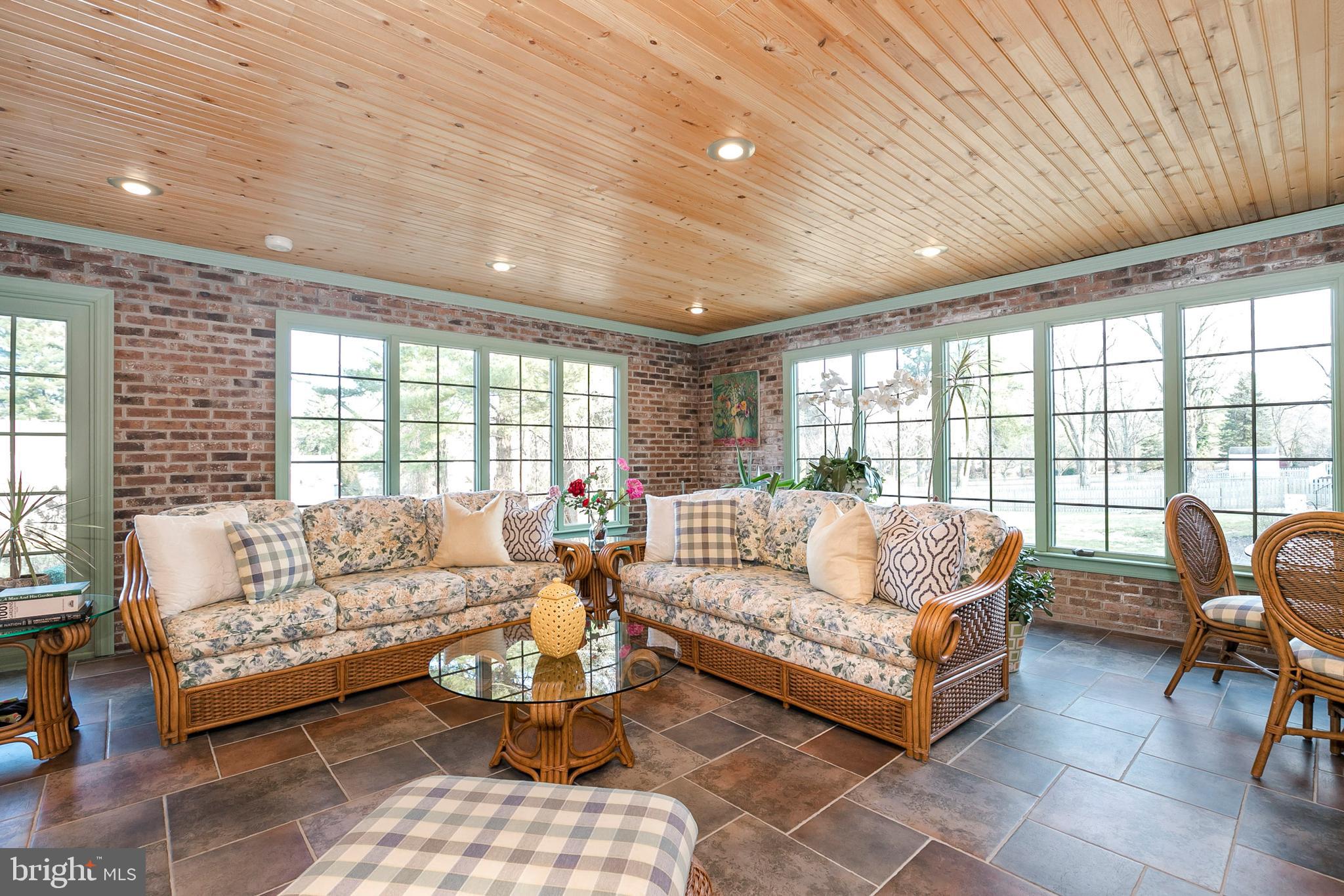 1939 County Line Road Villanova, PA 19085 - Photo 8 of 25 Morning Room
