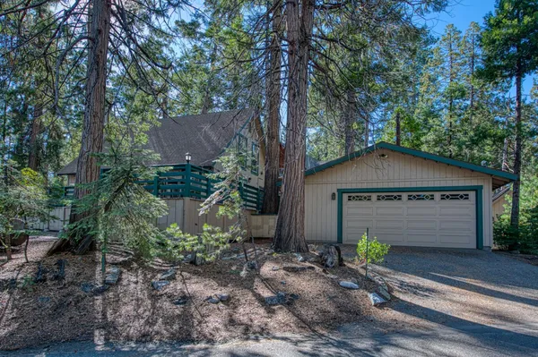 $659,000 | 42088 North Elderberry Road, Shaver Lake, CA 93664