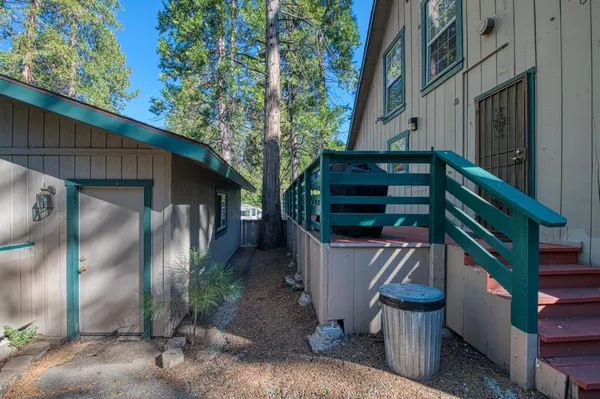 $659,000 | 42088 North Elderberry Road, Shaver Lake, CA 93664