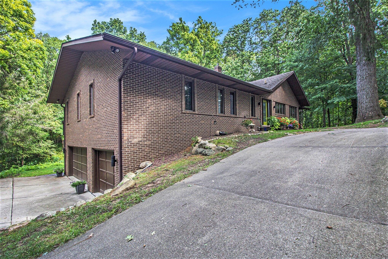 5595 Mountain Road Brighton, MI 48116 - Photo 51 of 61
