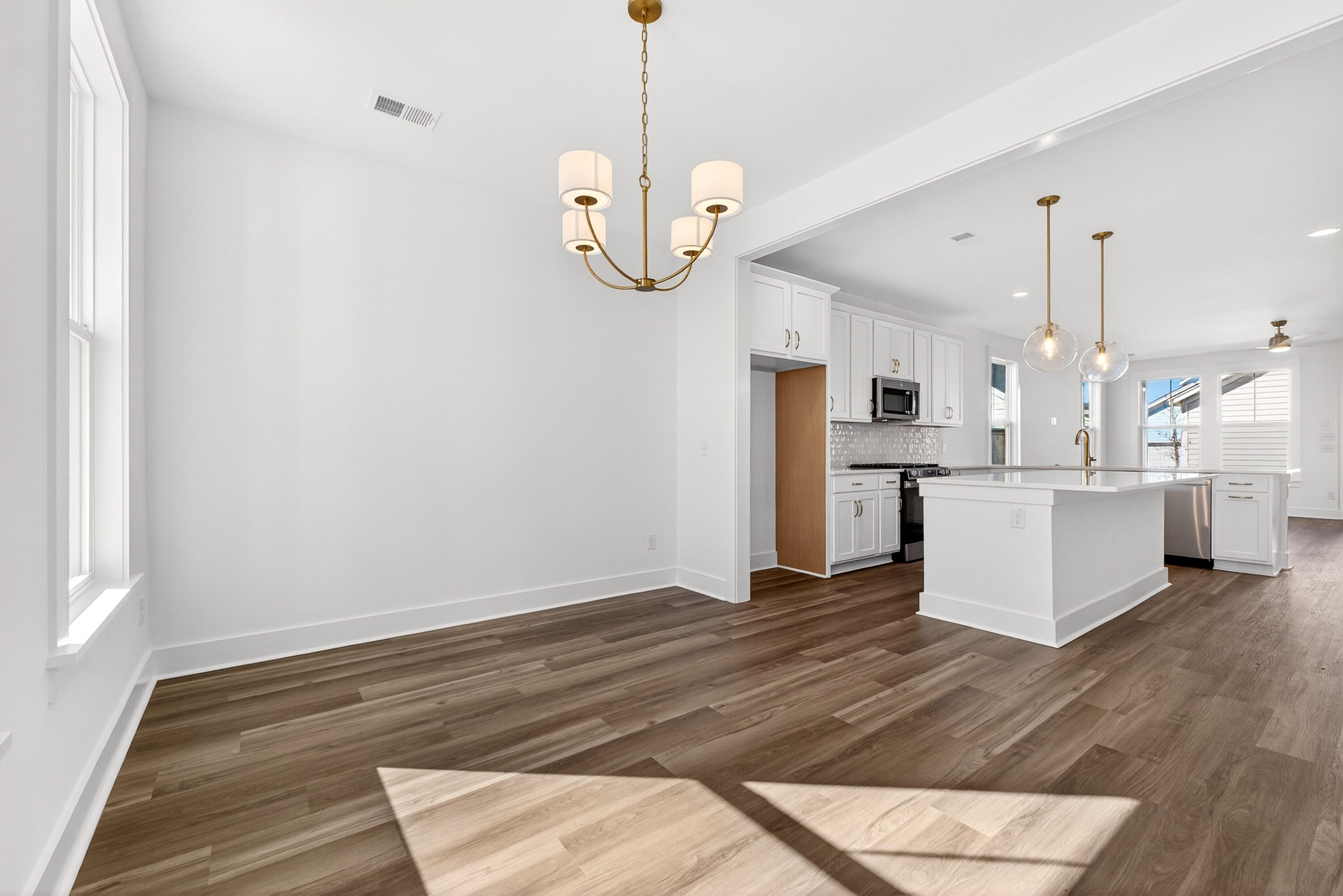 708 Rumbling Leaf Lane Summerville, SC 29486 - Photo 4 of 42 Barton 1495