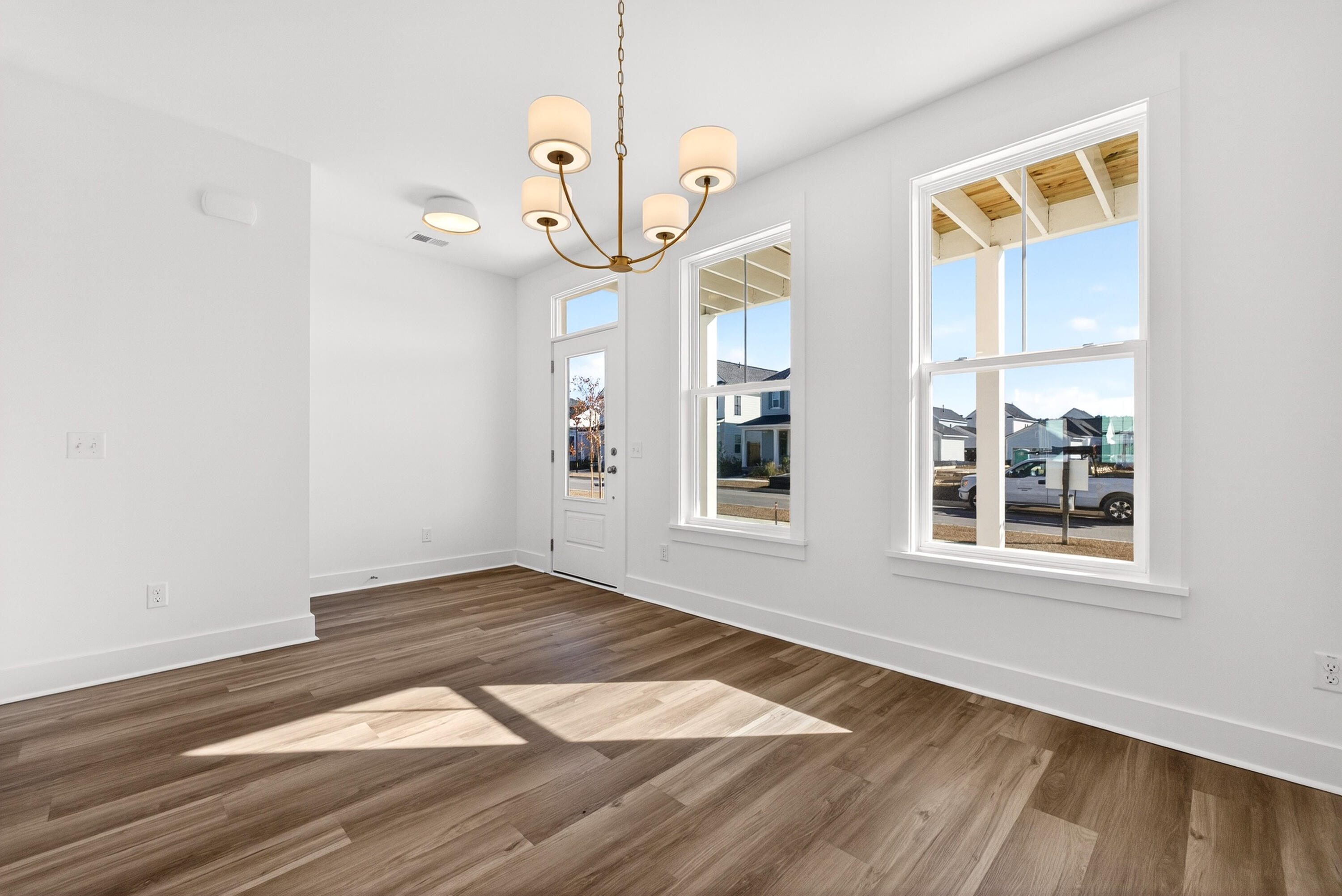 708 Rumbling Leaf Lane Summerville, SC 29486 - Photo 5 of 42 Barton 1495