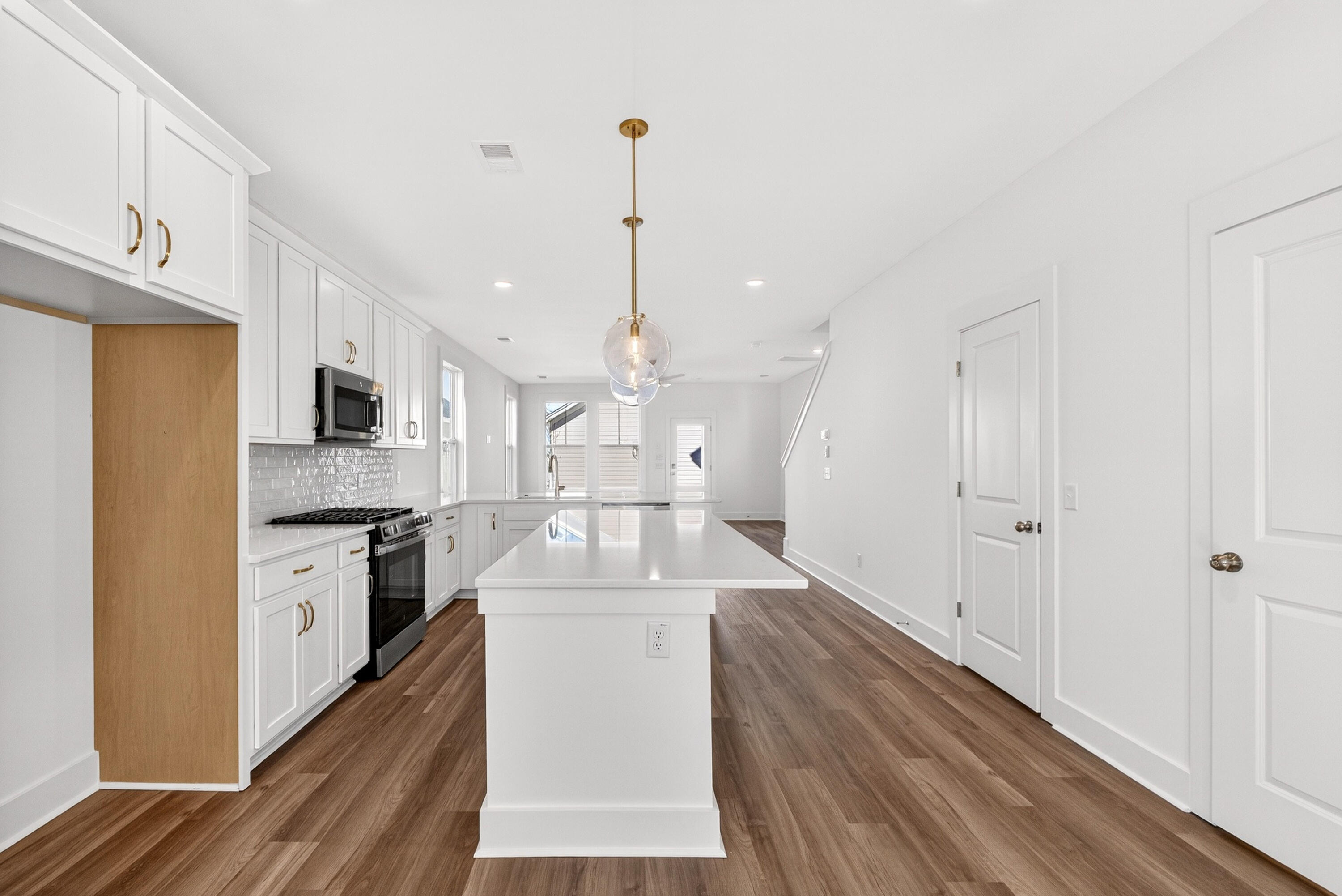 708 Rumbling Leaf Lane Summerville, SC 29486 - Photo 7 of 42 Barton 1495