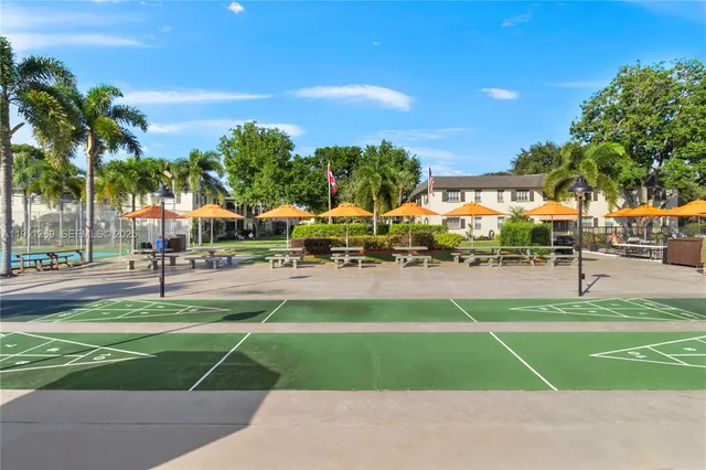 $148,000 | 5661 Southwest 2nd Court, Unit 216, Margate, FL 33068