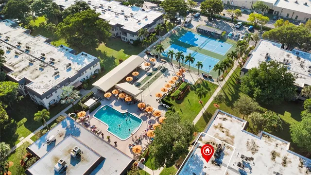 $148,000 | 5661 Southwest 2nd Court, Unit 216, Margate, FL 33068