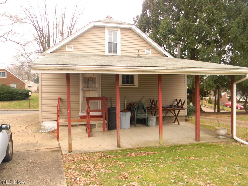 1609 Ferndale Road Northwest Canton, OH 44709 - Photo 2 of 4 Gallery Image 2