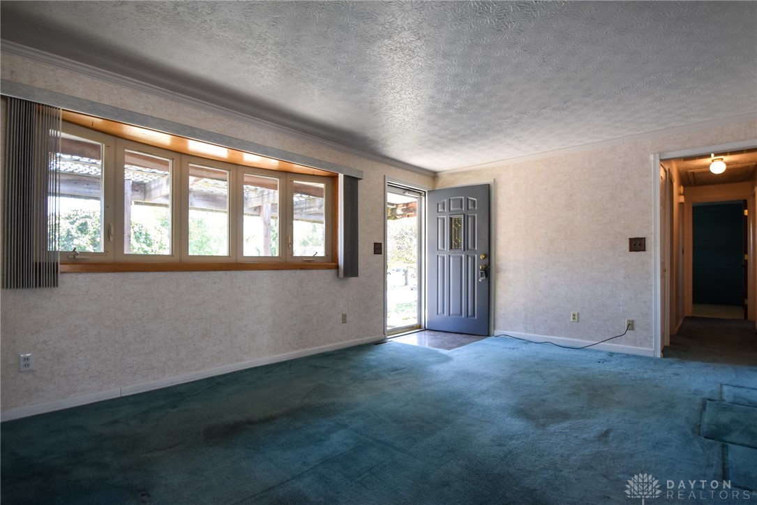 5717 Benedict Road Huber Heights, OH 45424 - Photo 2 of 38 Gallery Image 2