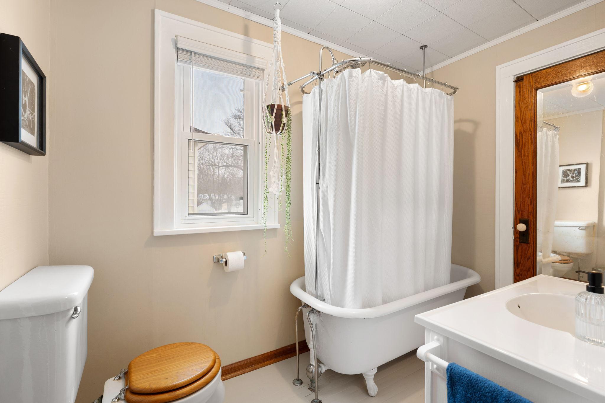 618 4th Avenue Southeast Waseca, MN 56093 - Photo 25 of 35