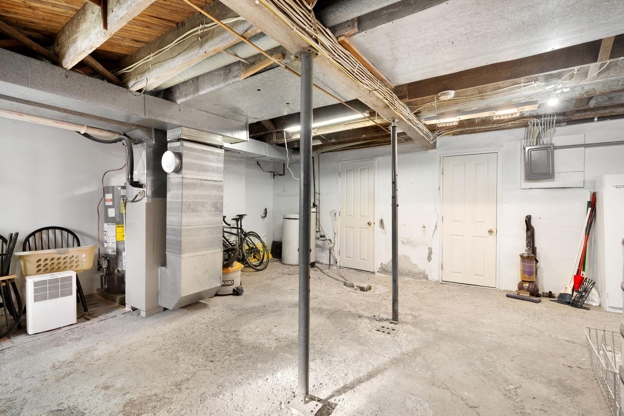 618 4th Avenue Southeast Waseca, MN 56093 - Photo 29 of 35