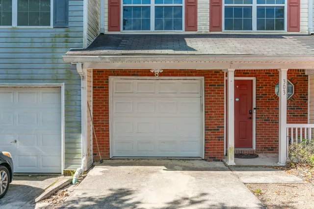 a view of entrance front of house