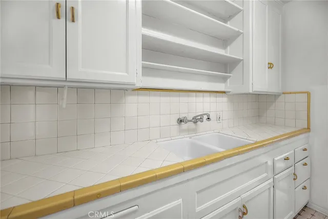 $1,800,000 | 2363 Torrance Boulevard, Torrance, CA 90501