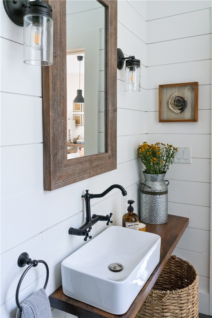 5758 West Henrietta Road Henrietta, NY 14586 - Photo 37 of 42 bathroom