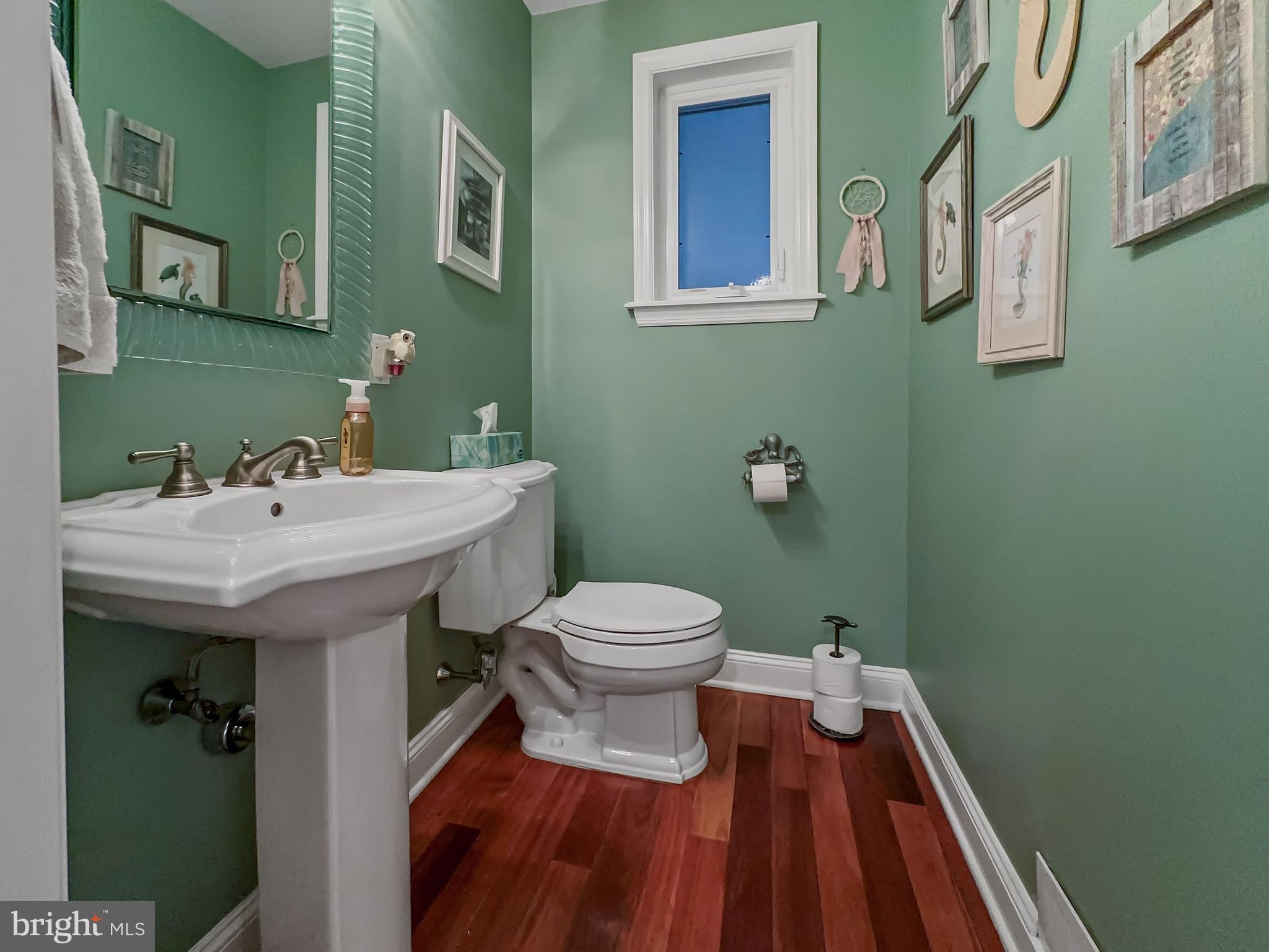 73 Rugby Place Woodbury, NJ 08096 - Photo 14 of 39 POWDER ROOM
