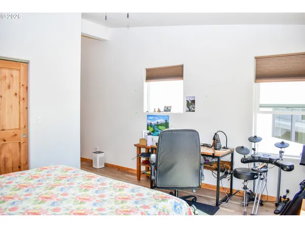 $462,000 | 310 East Rapp Road, Talent, OR 97540