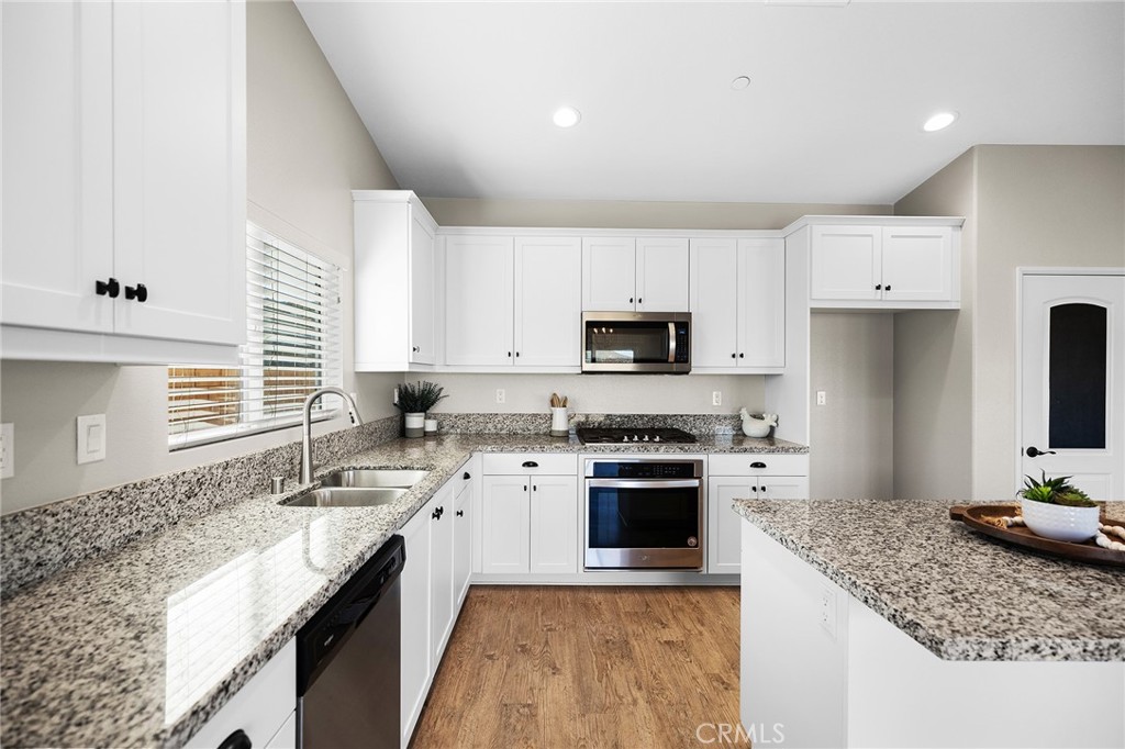 29978 Windmill Farms Road Winchester, CA 92596 - Photo 13 of 44