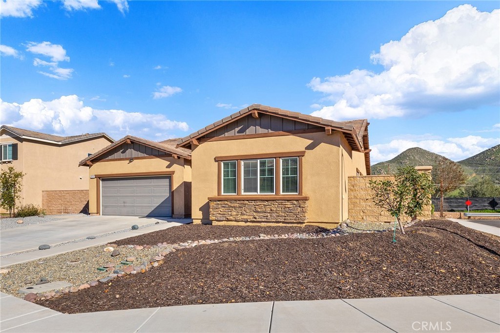 29978 Windmill Farms Road Winchester, CA 92596 - Photo 2 of 44