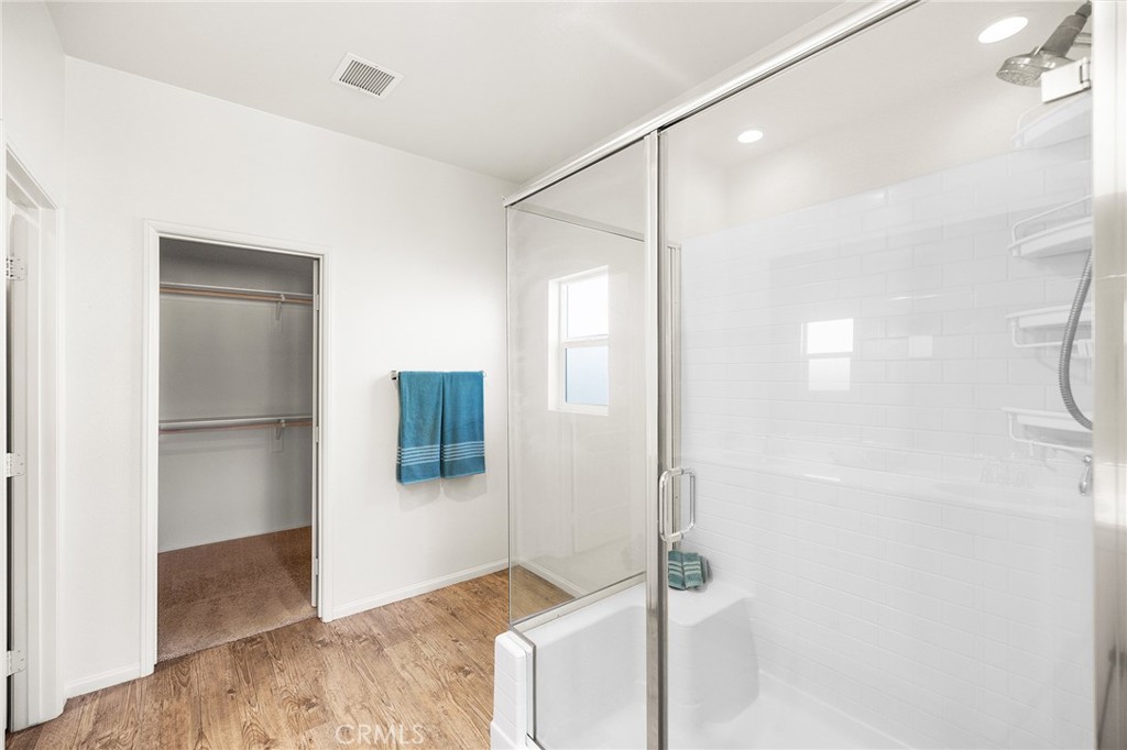 29978 Windmill Farms Road Winchester, CA 92596 - Photo 23 of 44 primary bathroom