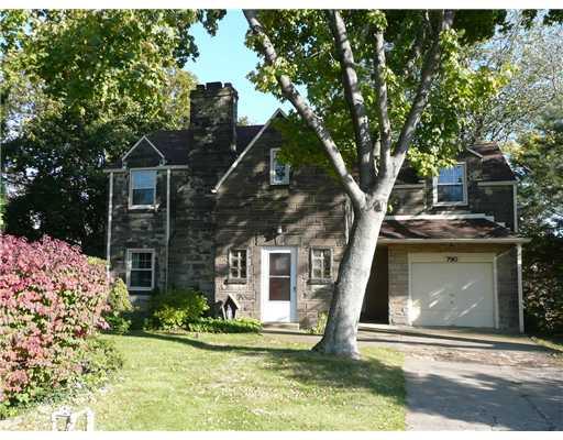 790 Ridge Road Ambridge, PA 15003 - Photo 1 of 12 Exterior Front.