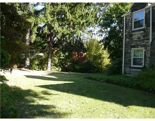 790 Ridge Road Ambridge, PA 15003 - Photo 2 of 12 Yard/Garden. Large side yard available for many uses.