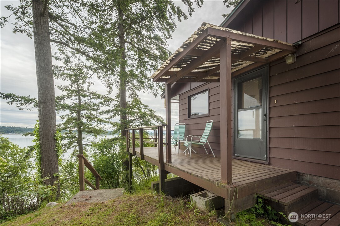 2351 North Nugent Road Lummi Island, WA 98262 - Photo 13 of 33