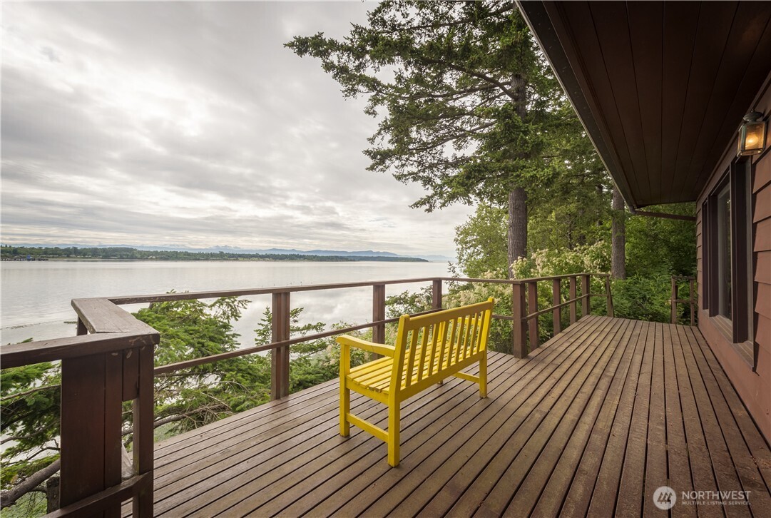 2351 North Nugent Road Lummi Island, WA 98262 - Photo 16 of 33