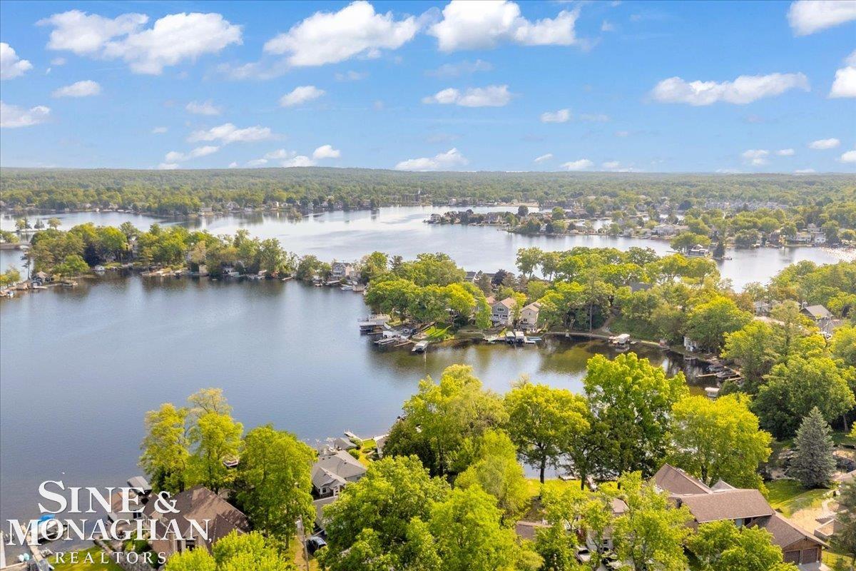 985 Fairledge Street Lake Orion, MI 48362 - Photo 29 of 40 50210387-1d482af3-1904-470f-9eb8-54e92ab0bf38.JPG