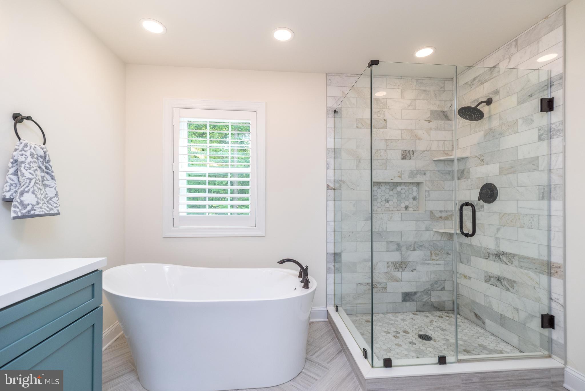 14 Rose Hill Road Media, PA 19063 - Photo 33 of 49 Primary Ensuite