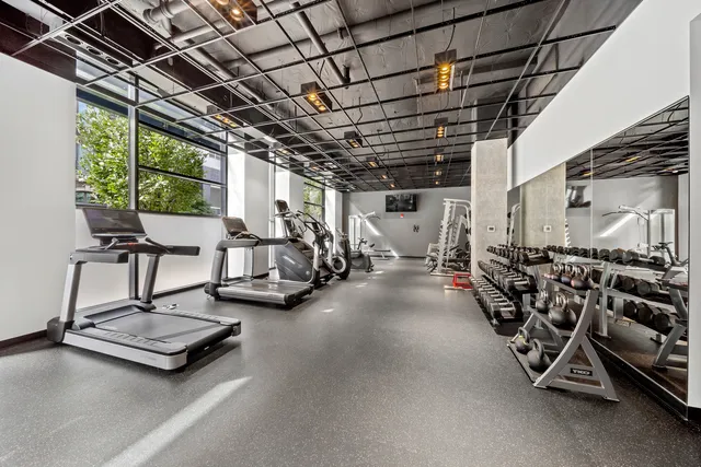 $1,995,000 | 400 West Huron Street, Unit 1001, Chicago, IL 60654