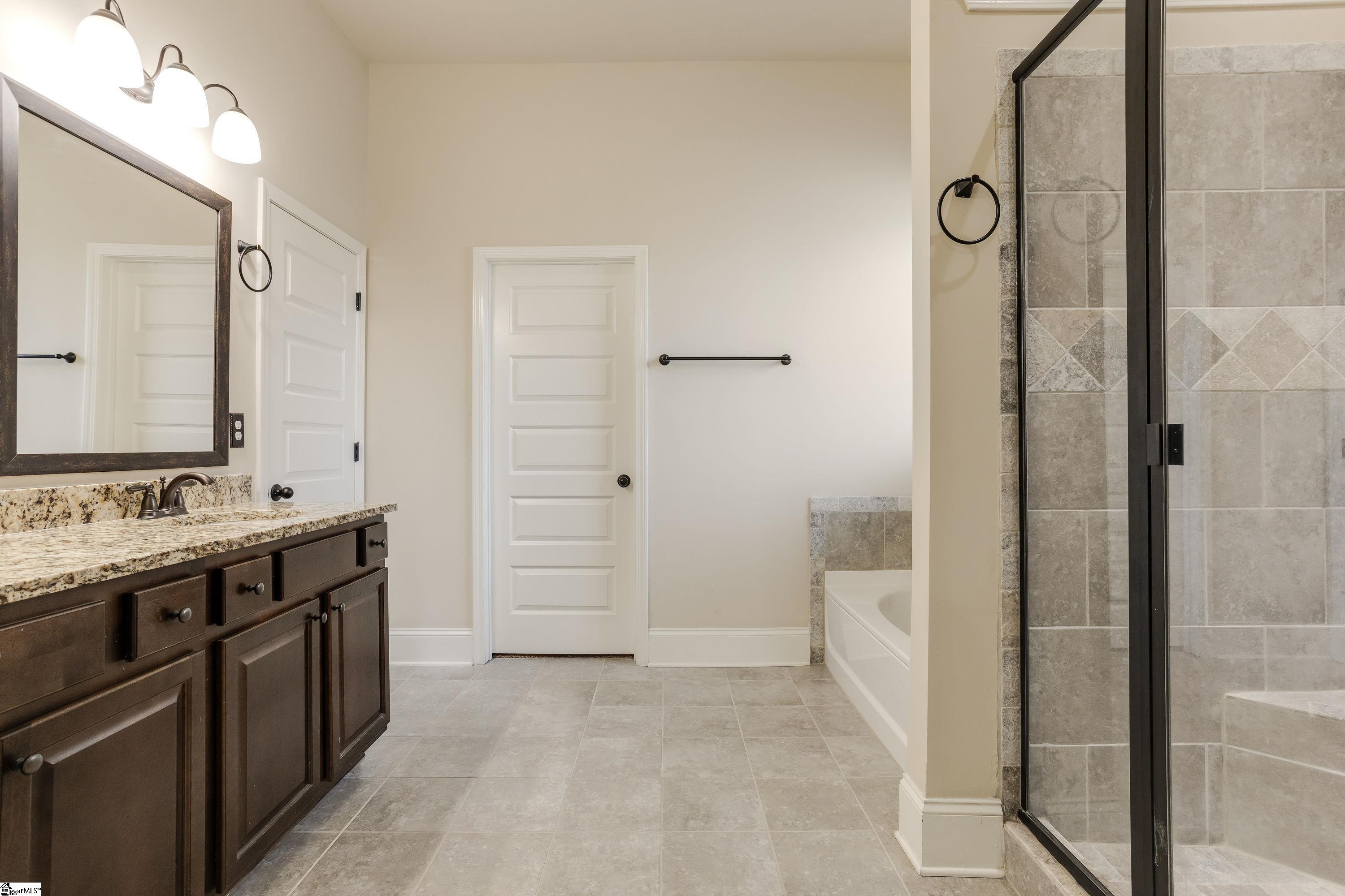 300 Stoneleigh Road Simpsonville, SC 29681 - Photo 29 of 36 Gallery Image 29