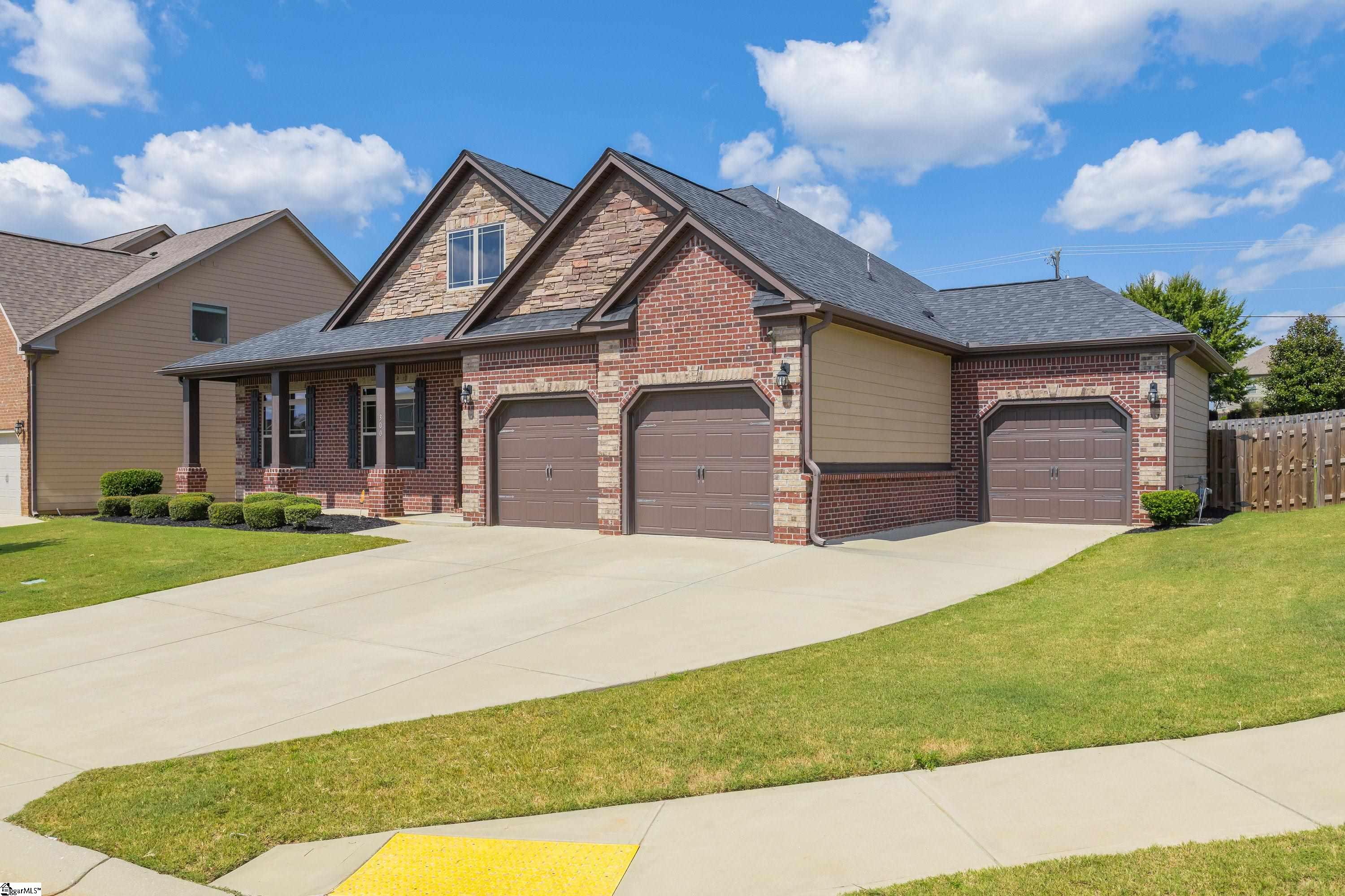 300 Stoneleigh Road Simpsonville, SC 29681 - Photo 36 of 36 Gallery Image 36
