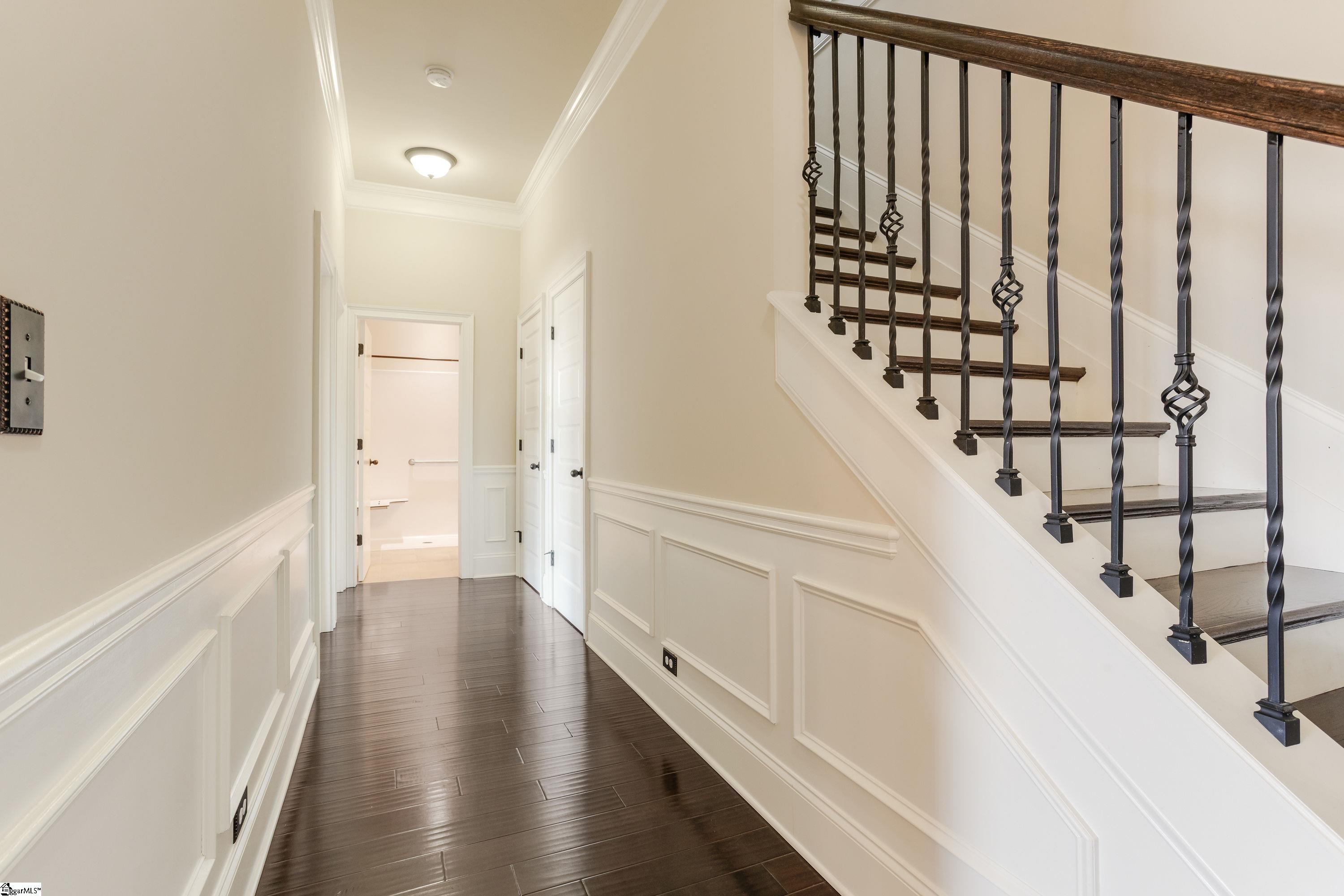 300 Stoneleigh Road Simpsonville, SC 29681 - Photo 6 of 36 Gallery Image 6