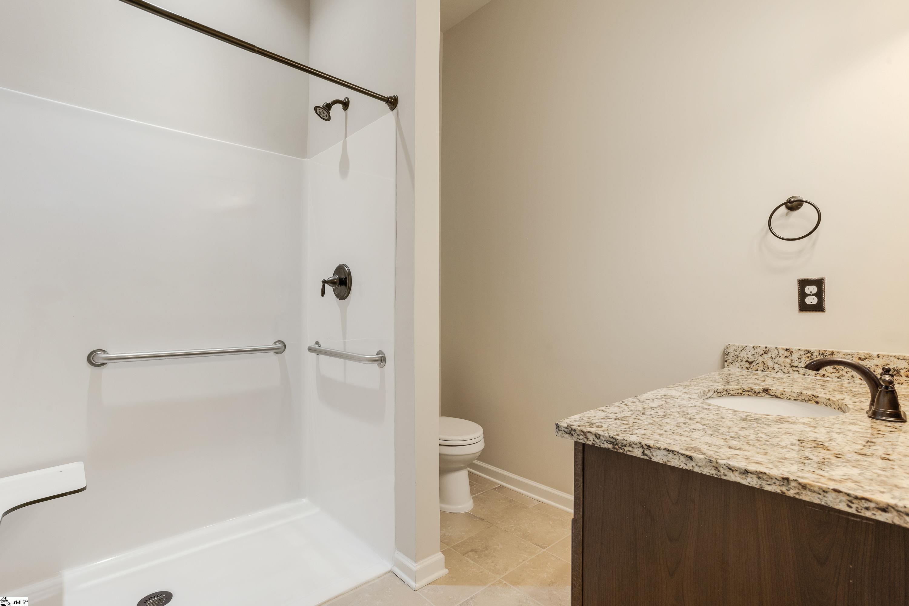 300 Stoneleigh Road Simpsonville, SC 29681 - Photo 10 of 36 Gallery Image 10