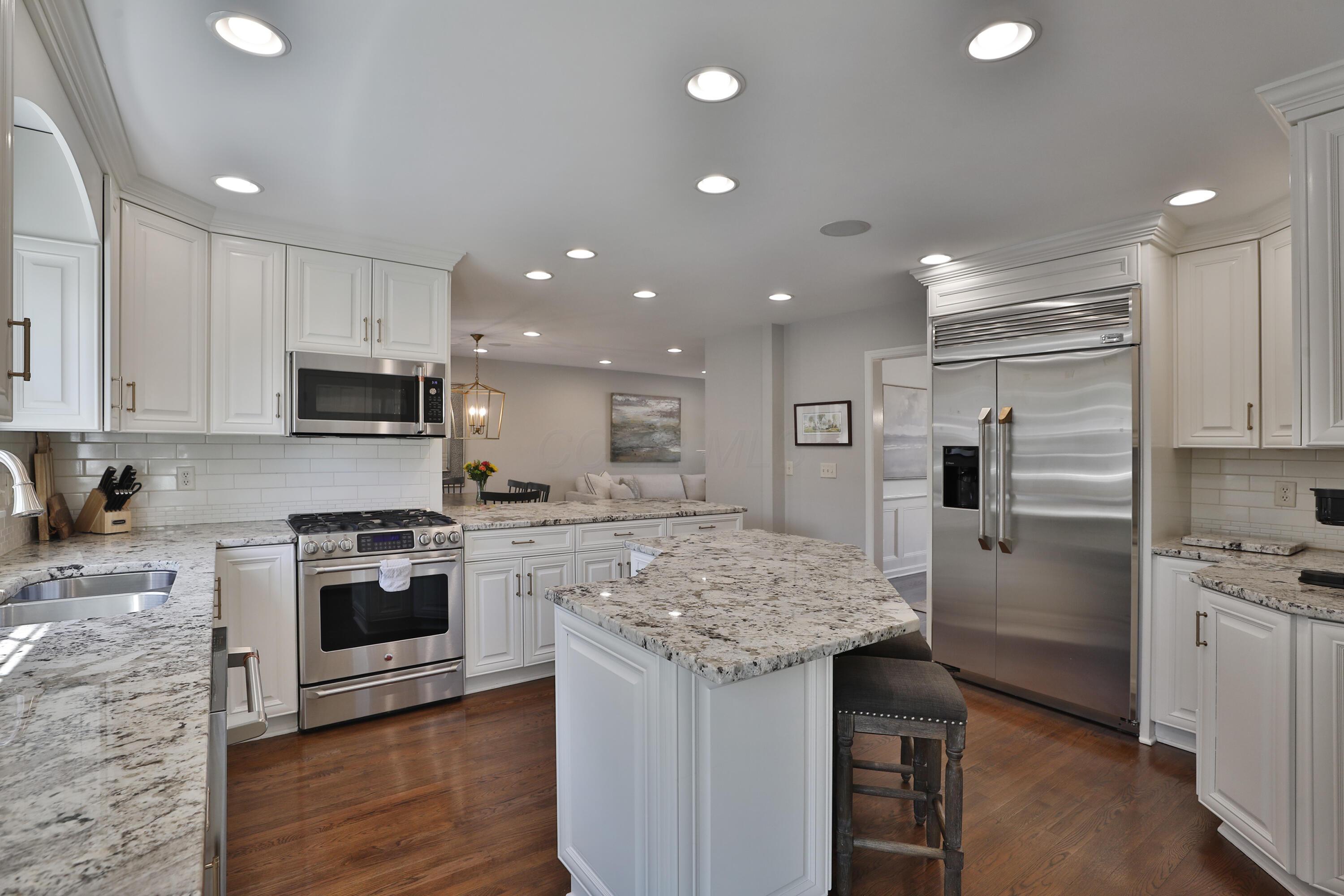 2305 Haverford Road Columbus, OH 43220 - Photo 15 of 60 2305-Haverford-15